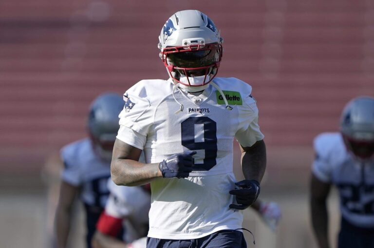 Patriots trade Kayshon Boutte to Texans for safety Jaylen Reed, draft pick - The New York Times