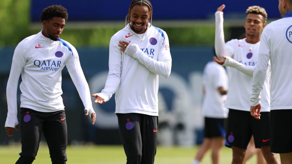 Aston Villa snatch Liverpool's target: the €55 million deal edges closer - Goal.com