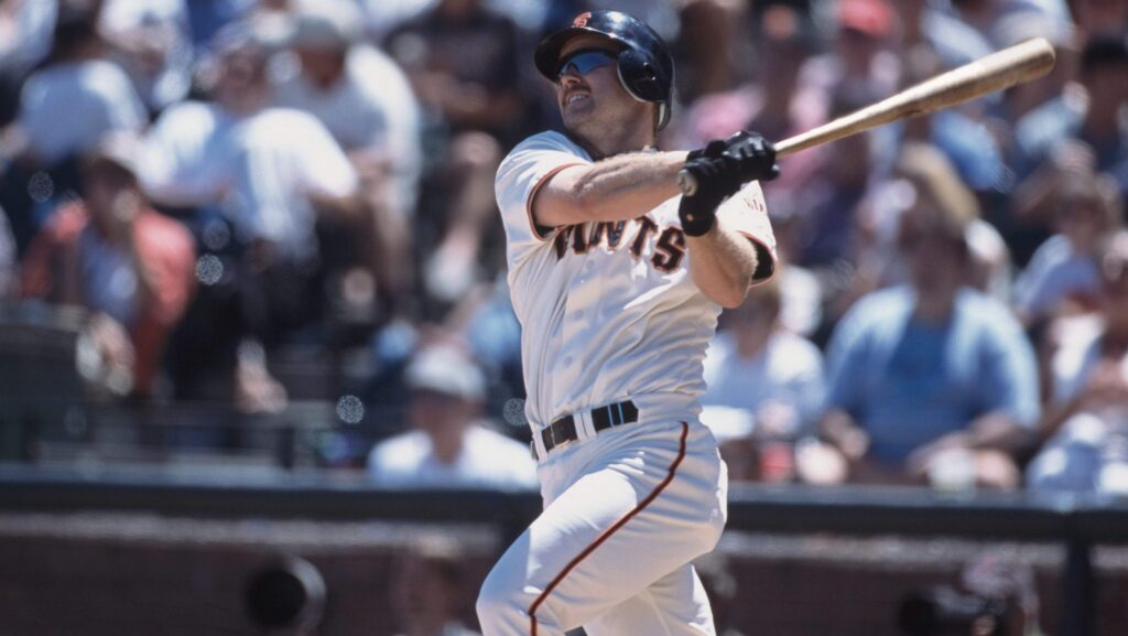 Giants Honor Jeff Kent With Number Retirement Ceremony - heavy.com