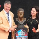 Adam Vinatieri Shades Bill Belichick, References Jordon Hudson in Pro Football HOF Speech - bleacherreport.com