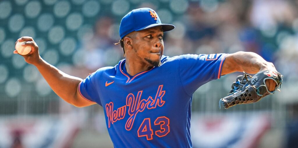 Mets Reliever Huascar Brazobán is Giving Out Hugs Aplenty - Bleacher Nation