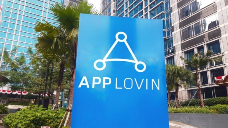 AppLovin Stock Tumbles on Mixed Q2 Results - Benzinga