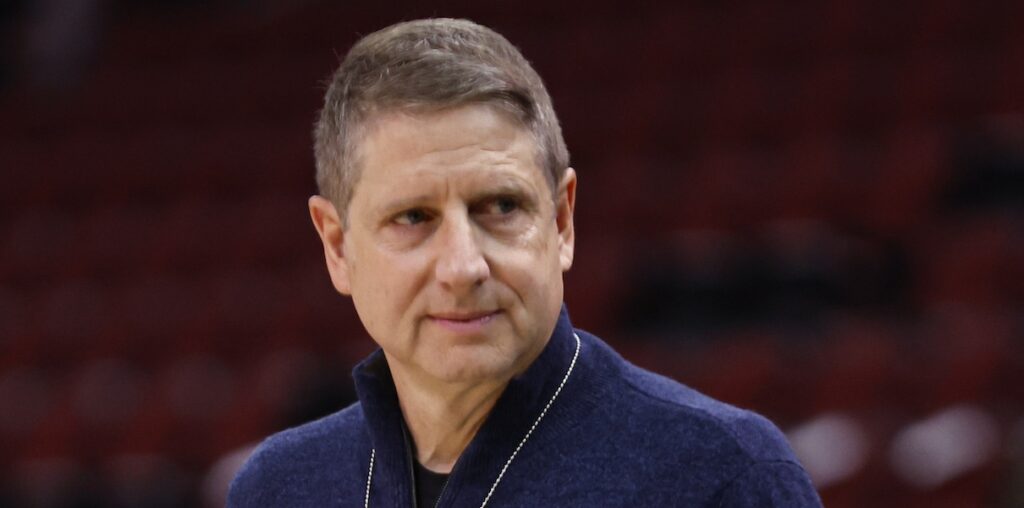 NBA Sales Trending, Nate Robinson Talks Noah, Raptors Get Their MJ? and Other Bulls Bullets - Bleacher Nation
