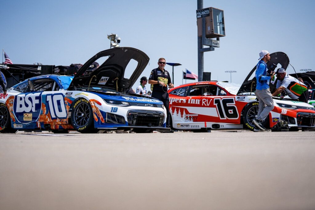 NASCAR standings after Iowa Speedway (August 2026) - racingnews.co