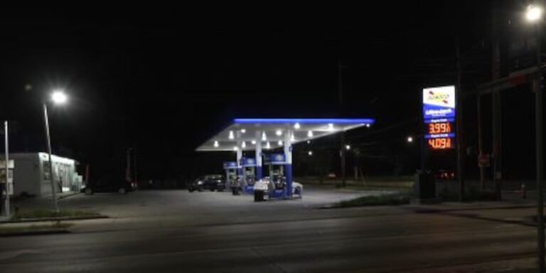 Man stabbed at Cleveland gas station, suspect on the loose - Cleveland 19 News