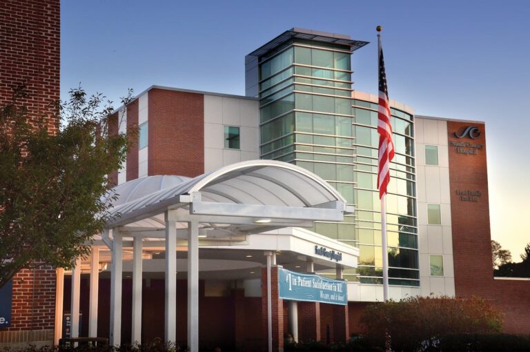 South County Hospital in lockdown after apparent ‘swatting’ call; patients diverted - The Boston Globe