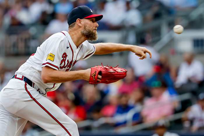Chris Sale strikes out 11 in 5-hit shutout as Braves beat Yamamoto and Dodgers 1-0 for 3-game sweep - WSLS