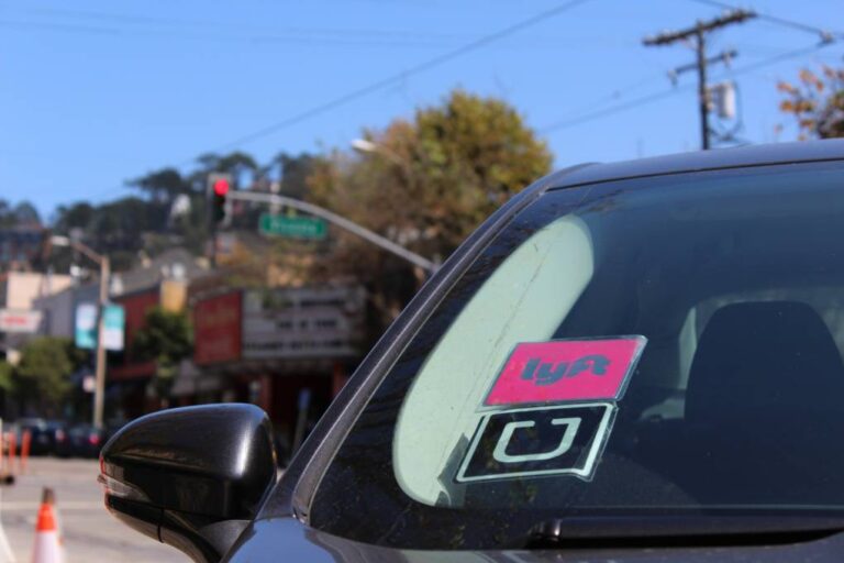 Uber, Lyft Drivers Prepared to Form Union - KQED