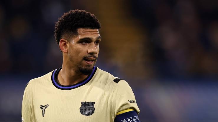 Liverpool Agree Loan Deal To Sign Barcelona Defender Ronald Araujo - TVC News