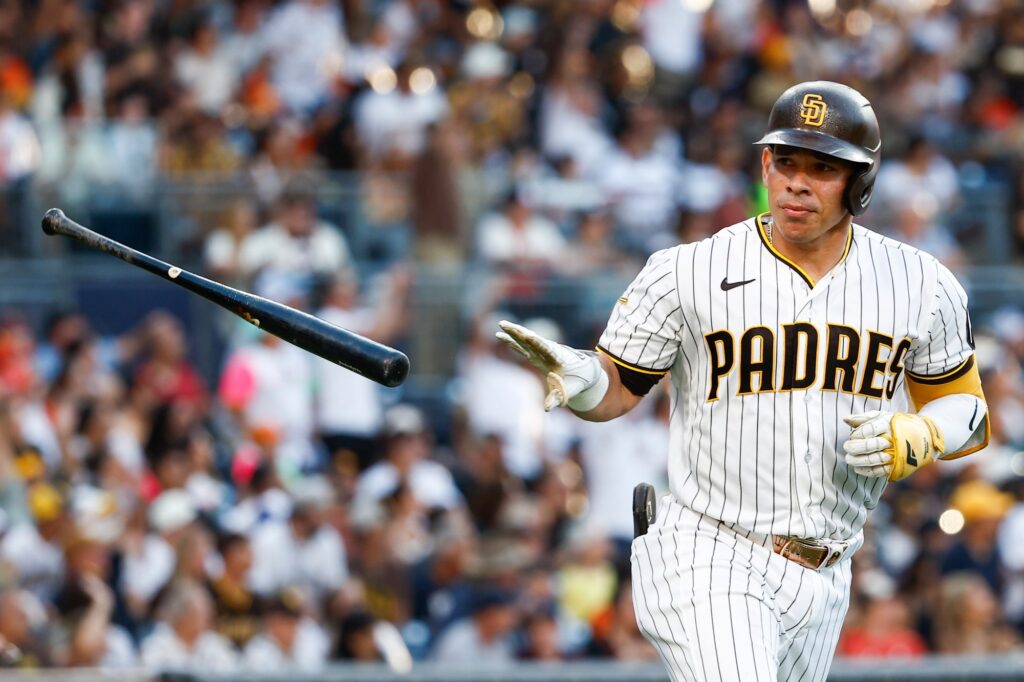Padres walk off with win over Giants after losing late lead - San Diego Union-Tribune