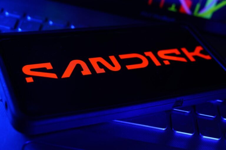 Sandisk Stock Slides Despite Q4 Earnings Beat — Details - Benzinga