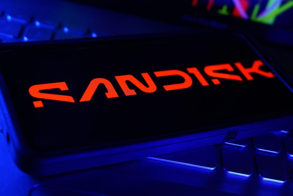 Sandisk Stock Slides Despite Q4 Earnings Beat — Details - Benzinga