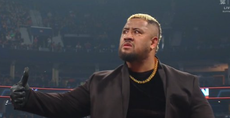 Solo Sikoa Declines To Rejoin The Bloodline, Spikes Roman Reigns And Jey Uso On WWE Raw - Fightful