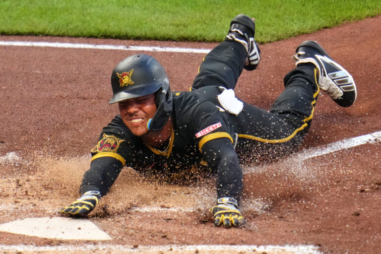 Pirates kick off series vs. Red Sox with win - - The Vindicator