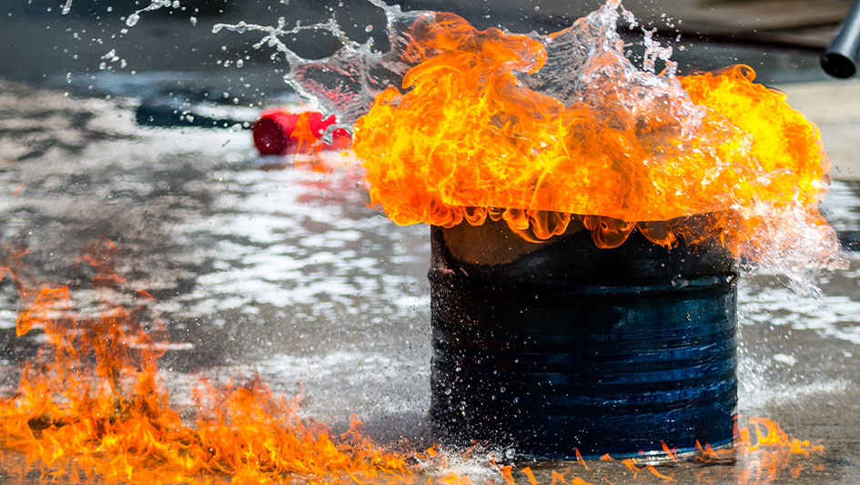 Stock Market Today: Dow Off On 'Economic D-Day' Threat; These Oil Stocks, ETFs Catch Fire (Live Coverage) - Investor's Business Daily