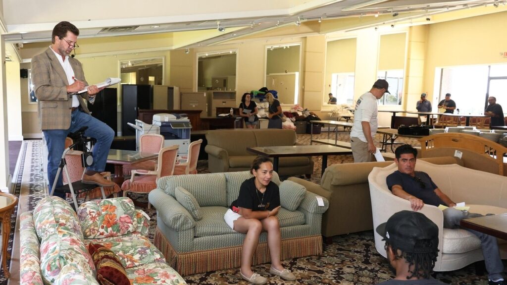Tam O'Shanter Country Club's Auction Draws Nostalgic Bidders Ahead of Planned Development - SSBCrack