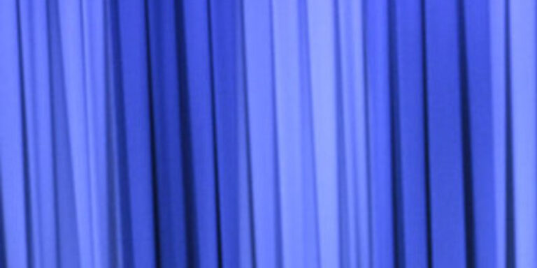 Toni Brattin Surprises Jimmy Fallon on THE TONIGHT SHOW with Wig - BroadwayWorld