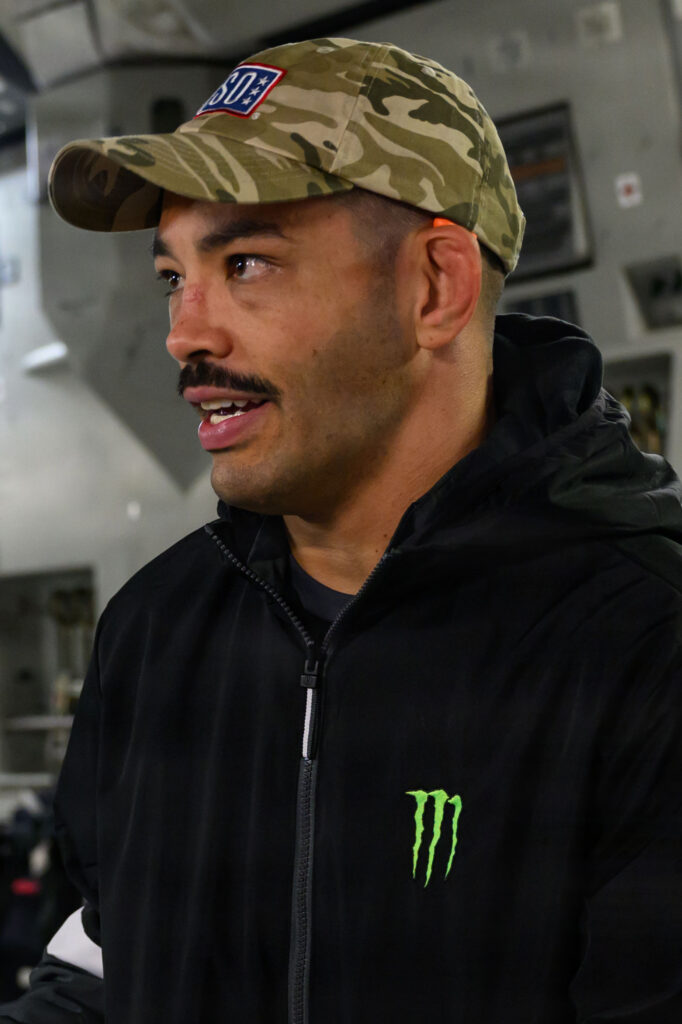 Holland Denies Being DWCS Fighter Who Made $11 Million - boxingnews.com