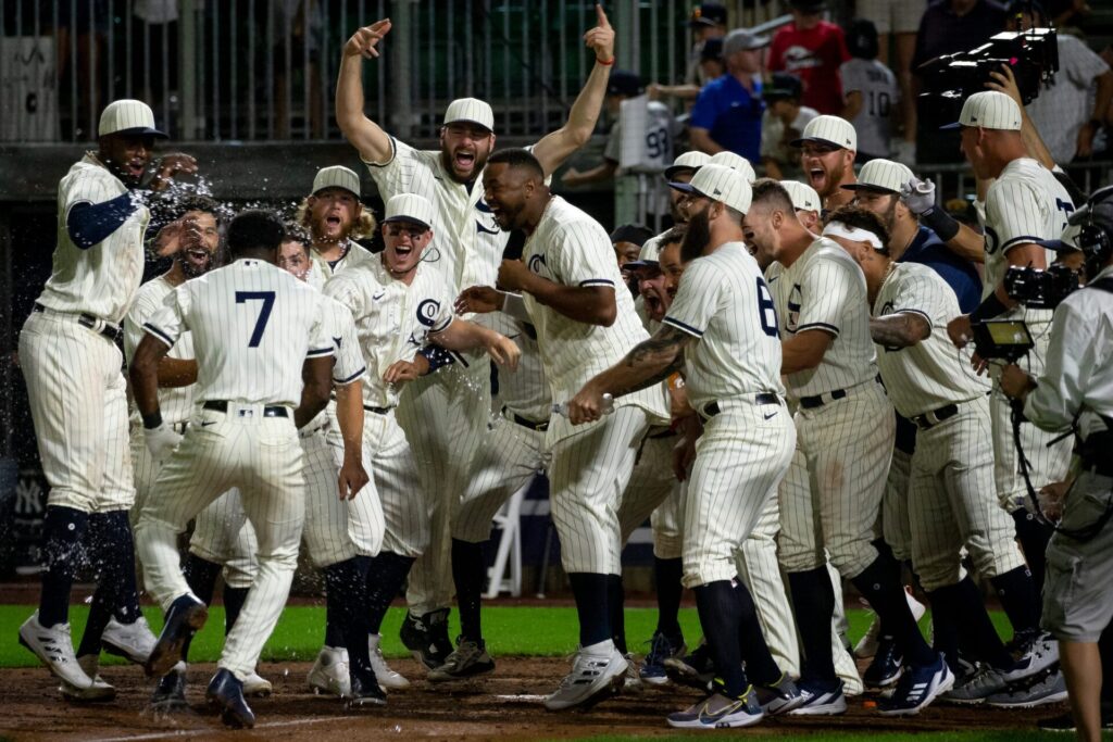 Former American League batting champion, 33, announces retirement from MLB - The Big Lead