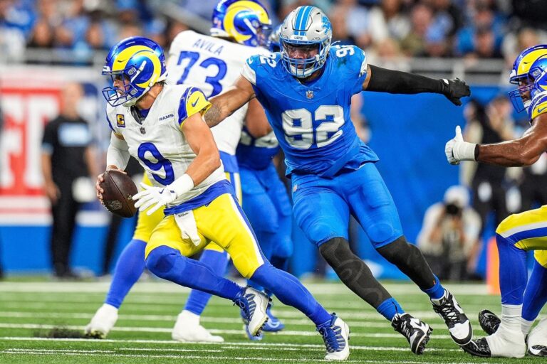 Bears Hosted DE Marcus Davenport - NFLTradeRumors.co