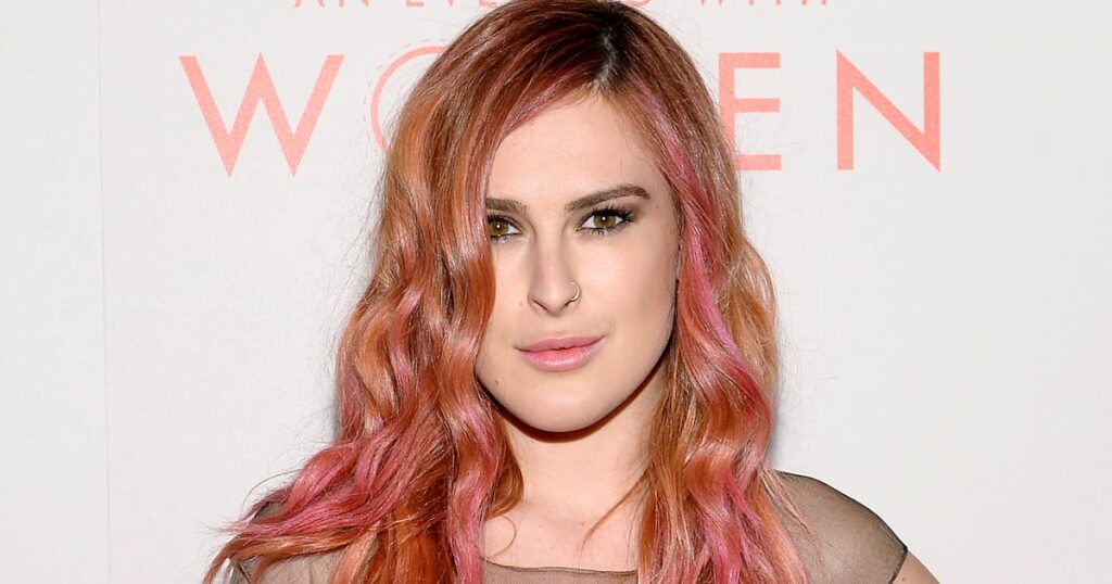 Bruce Willis’ Daughter Rumer Says She ‘Misses’ Who Dad Used to Be - The Daily Beast