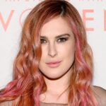 Bruce Willis’ Daughter Rumer Says She ‘Misses’ Who Dad Used to Be - The Daily Beast