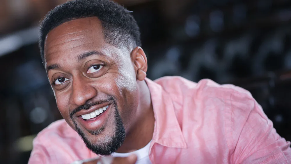 HGTV, Crunch Fitness Bring '90s-Themed Fitness Pop-Up and Classes Ahead of “Totally '90s House” Premiere Hosted By Jaleel White - TV News Check
