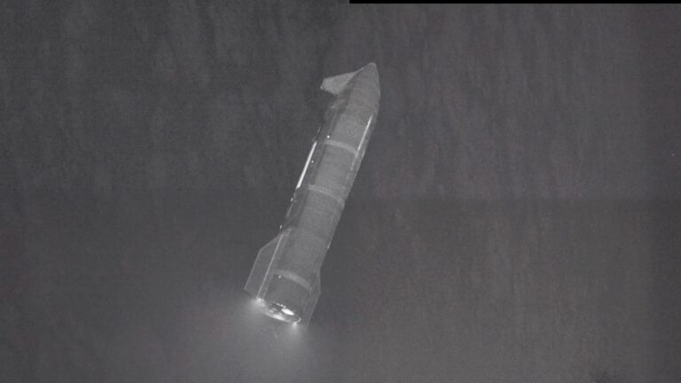 SpaceX's Starship seen in space by next-gen Starlink satellite (video) - space.com