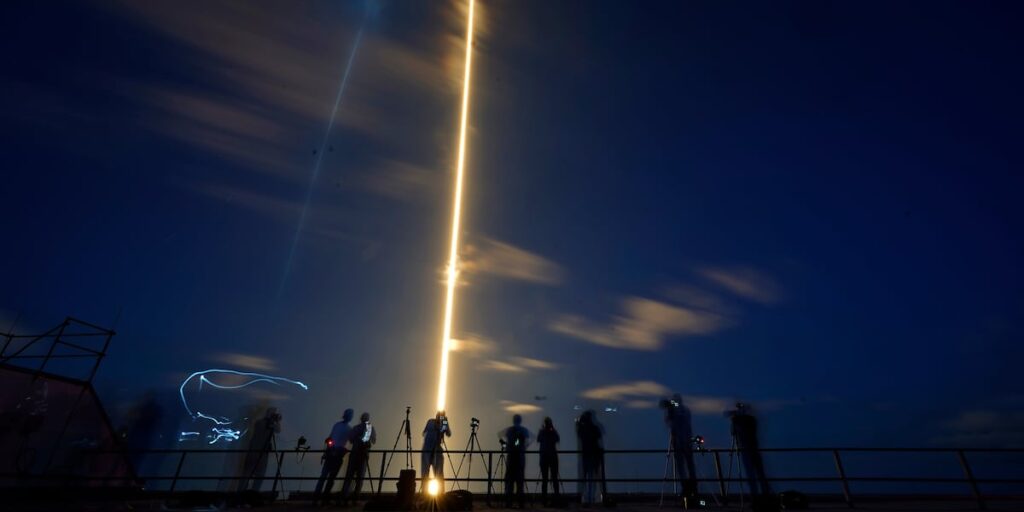 SpaceX launch likely visible to Upstate residents early Tuesday - FOX Carolina News