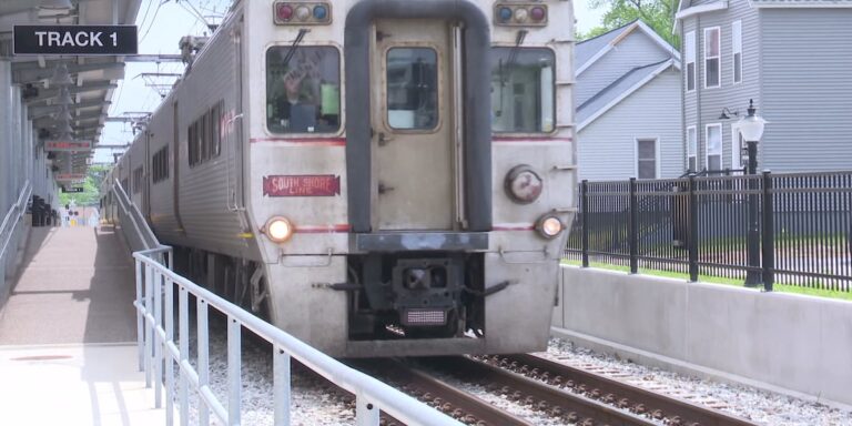 South Shore Line stops trains due to severe weather - WNDU