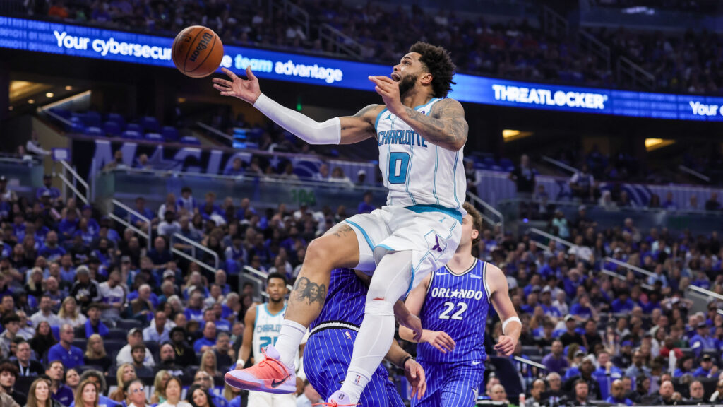 Inside footage released behind the Suns-Hornets trade for Miles Bridges - Yardbarker