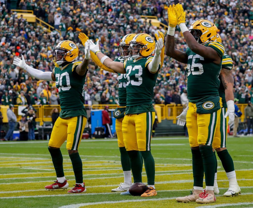 'Unsetteled QBs Pave The Way' -- Fantasy Football Analyst Targets the Packers D/ST in September, Even Without Micah Parsons - PFSN