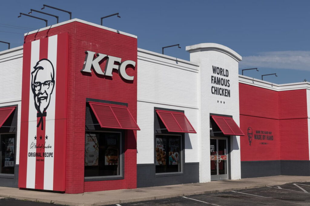 KFC Canada launches Flamin' Hot Cheetos menu with dirty soda - qz.com