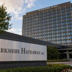 Berkshire’s $24 Billion Stock Purchases Contrast With Buffett’s Market Caution - TechStock²