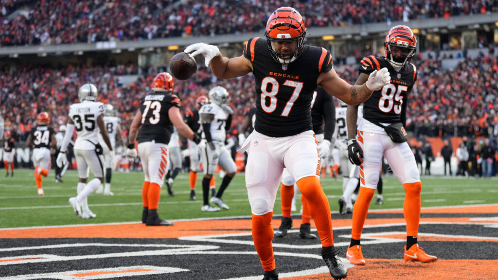 Former Bengals tight end announces retirement from NFL, thanks Cincinnati in farewell - WKRC