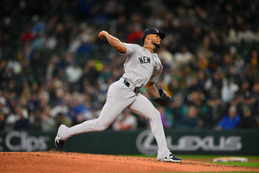 Pirates To Acquire Camilo Doval - MLB Trade Rumors