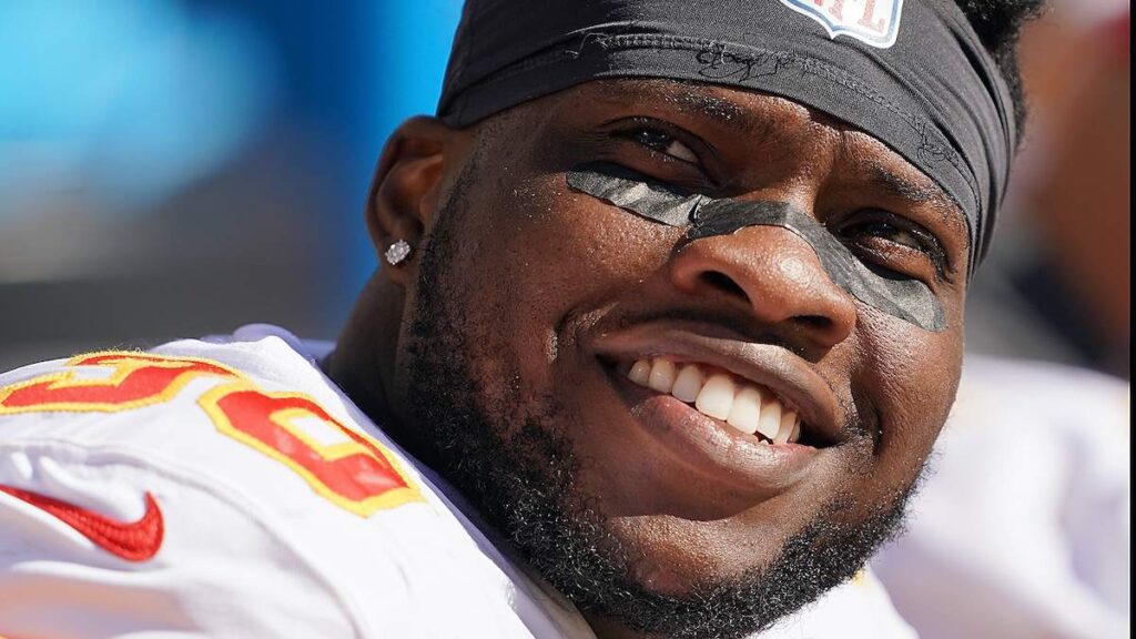 Chiefs Reunite With Super Bowl Champion Edge Rusher on 1-Year Deal - heavy.com