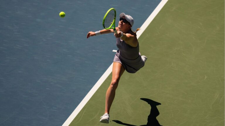 Canada's Kayla Cross upsets Boulter at National Bank Open for first tour-level win - Sportsnet.ca