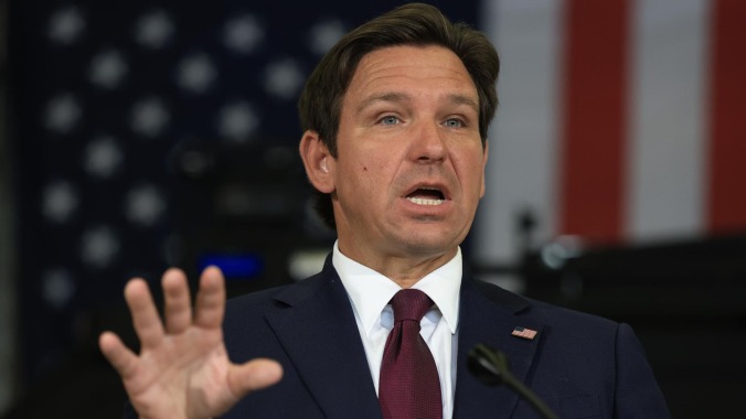 Grand Jury Report Says DeSantis Administration Is Corrupt as Hell, but No One Will Face Charges - jezebel.com