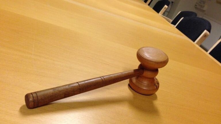 Mistrial declared after hung jury in sexual assault case - The Herald-Times