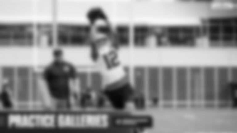 Browns quarterbacks show off the deep ball in two-minute drill on Day 13 | Training Camp Observations - Cleveland Browns