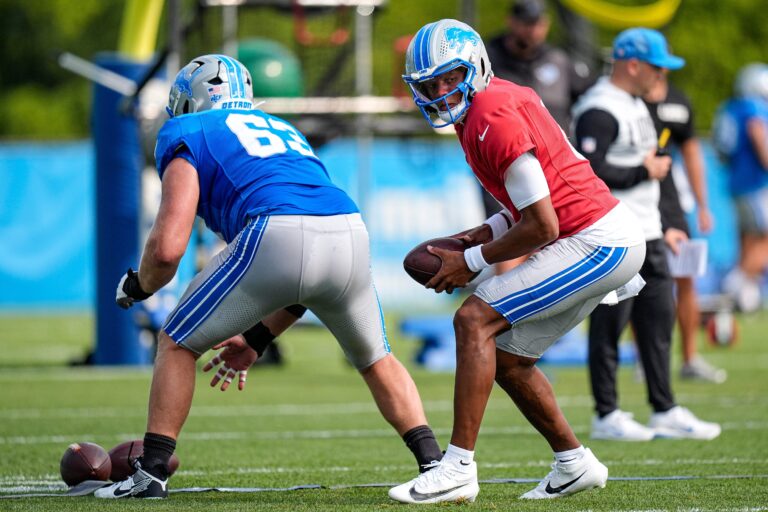 QB Josh Dobbs happy to be around 'a lot of familiar faces' with Lions - AOL.com