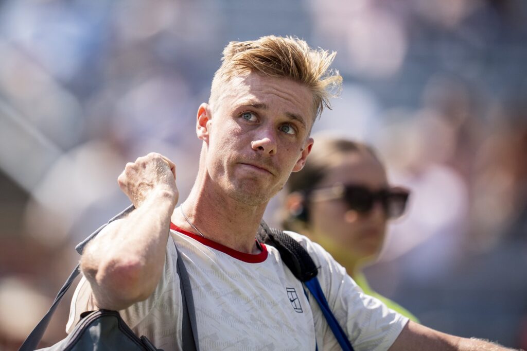 Shapovalov, Diallo retire with injuries as Canadian men fall at National Bank Open - iNFOnews.ca
