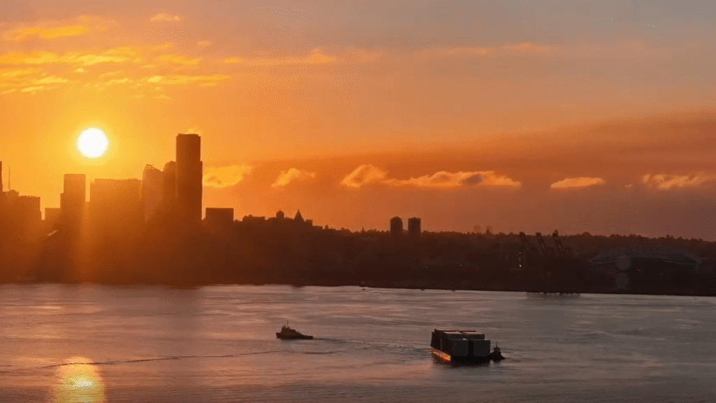 Wildfire smoke prompts air quality alert across multiple Washington counties - KOMO