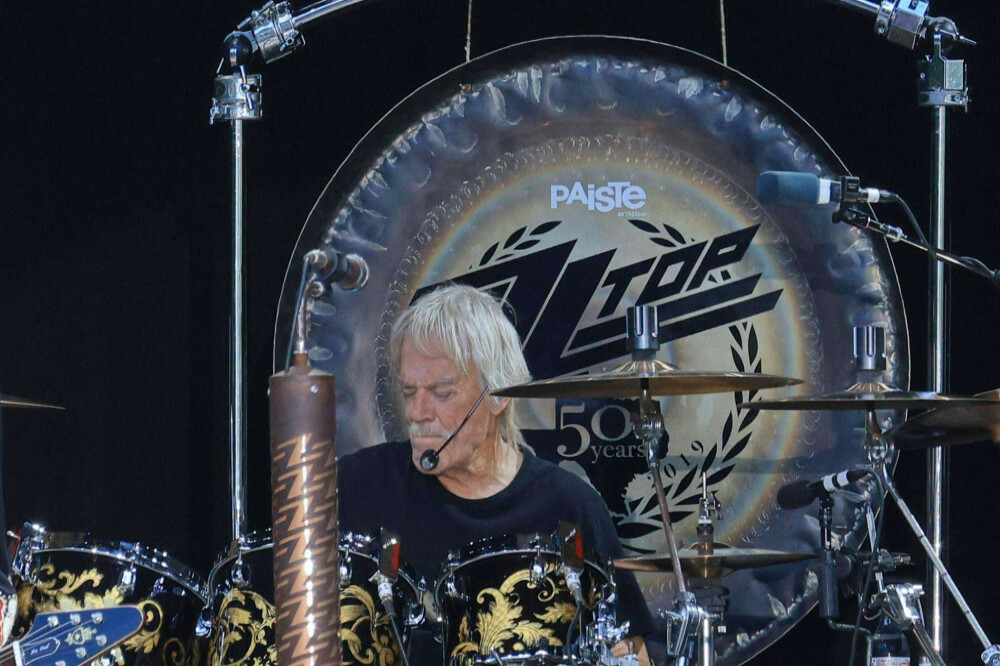ZZ Top drummer Frank Beard dies - Female First