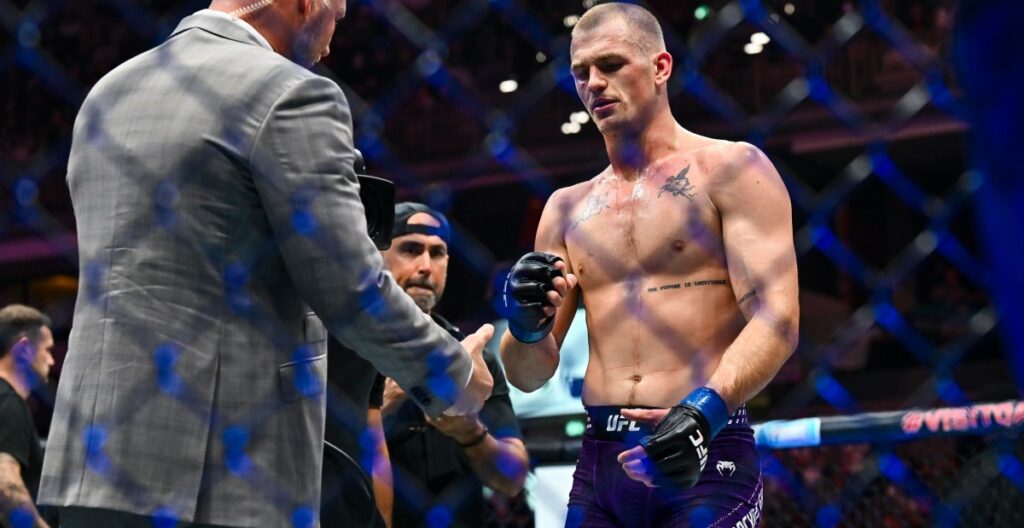 UFC 330’s best betting props, parlays and picks - MMA Mania