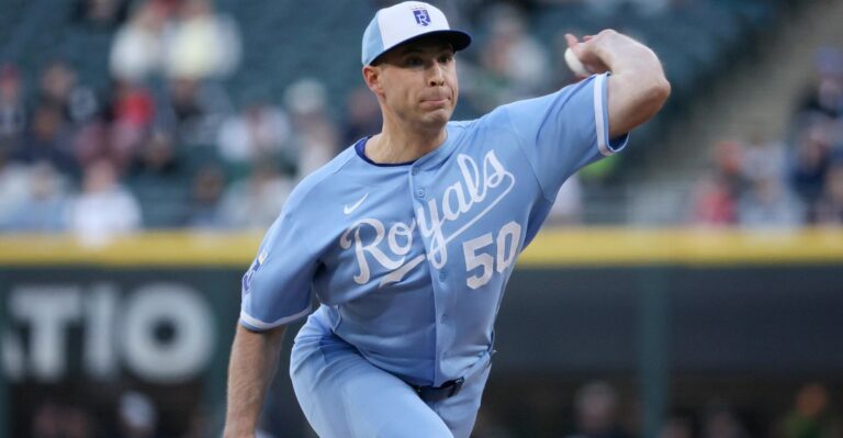Kris Bubic traded to Dodgers - Royals Review