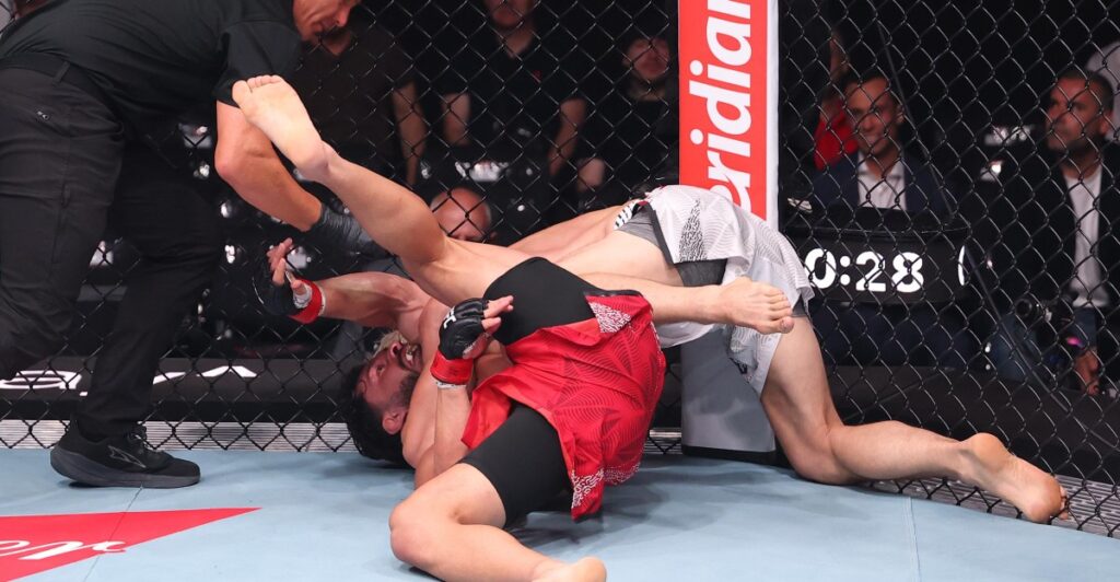 Tap Or No Tap? Watch Bogdan Grad’s Controversial Submission At UFC Belgrade - MMA Mania