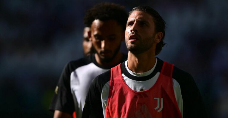 Game Time Thread: Juventus vs. Frosinone - blackwhitereadallover.com