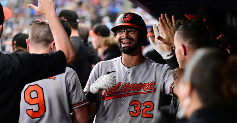 Friday Night Orioles Victory GIF Party - Camden Chat